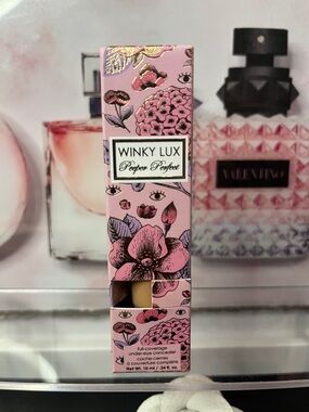 WINKY LUX Under-Eye Concealer (Med deep color)✨NWT